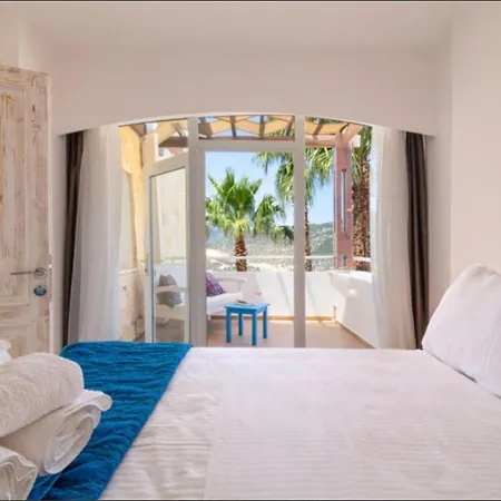 Villa 5 With Sea Views And Private Pool And Garden Kas