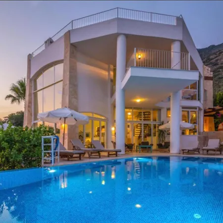 5 With Sea Views And Private Pool And Garden Kas