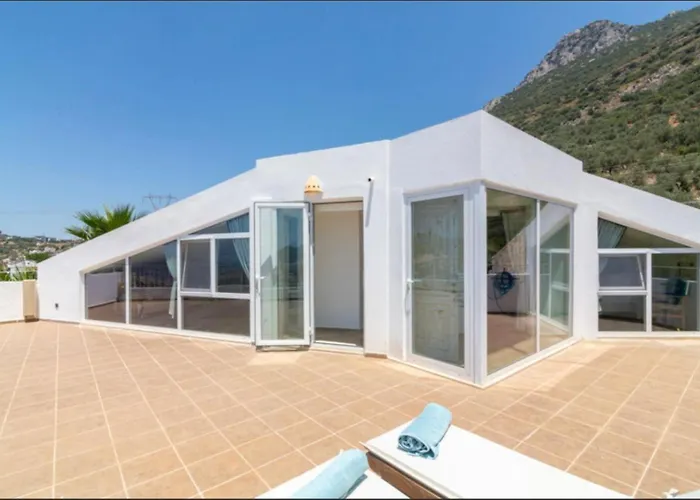 Toros, 5 Rooms,10 Persons, Sea Views And Private Pool Villa *