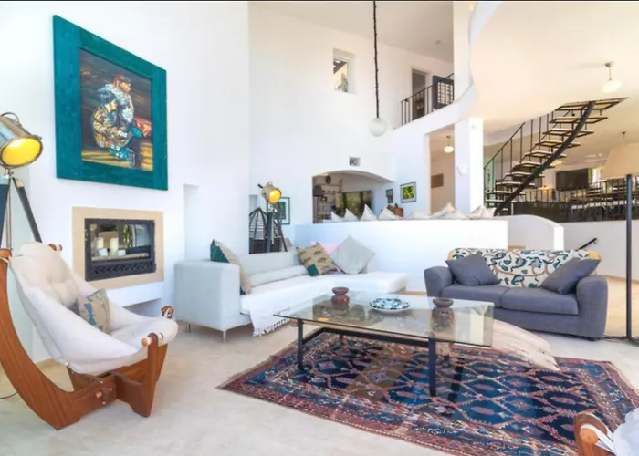 Villa Toros, 5 Rooms,10 Persons, Sea Views And Private Pool Kas