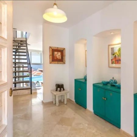 Вилла Toros, 5 Rooms,10 Persons, Sea Views And Private Pool Каш