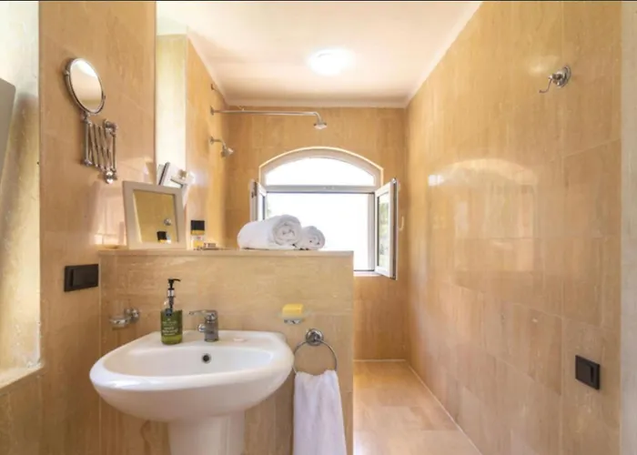 Toros, 5 Rooms,10 Persons, Sea Views And Private Pool