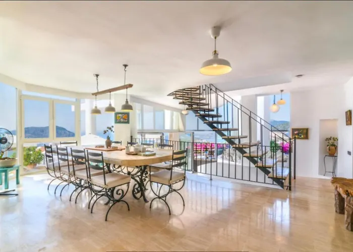 Toros, 5 Rooms,10 Persons, Sea Views And Private Pool 别墅 *